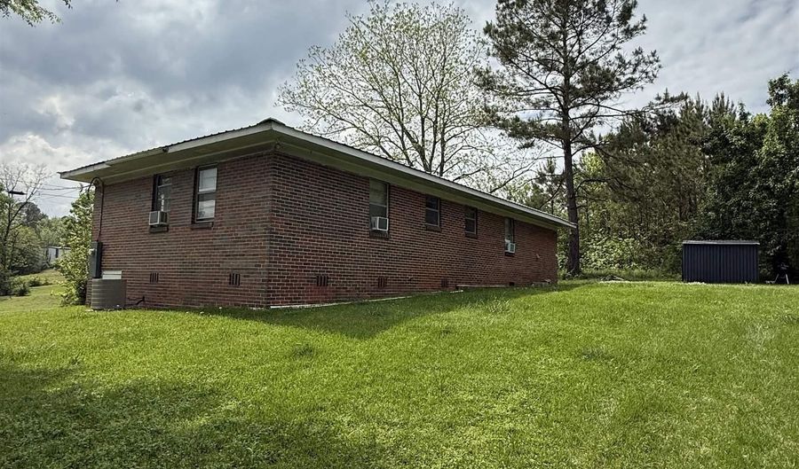 4922 JOHNS CUT OFF Rd, Adger, AL 35006 - 3 Beds, 1 Bath