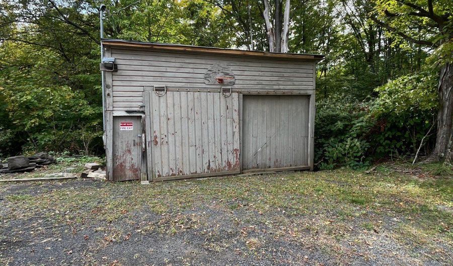 253 Old South Durham Hwy, Acra, NY 12405 - 3 Beds, 3 Bath