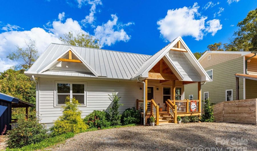 27 Ruslan Dr, Asheville, NC 28806 - 5 Beds, 5 Bath