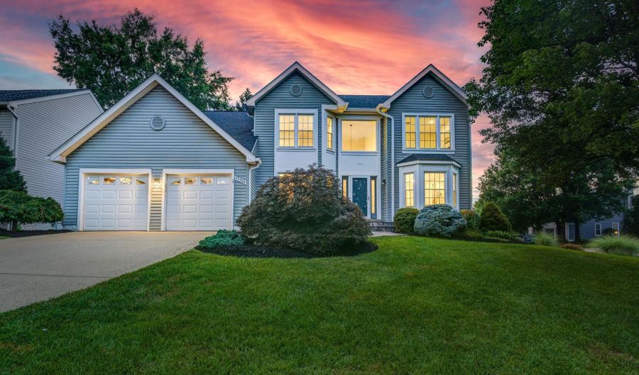 43968 BIDWELL Ct, Ashburn, VA 20147 - 4 Beds, 4 Bath