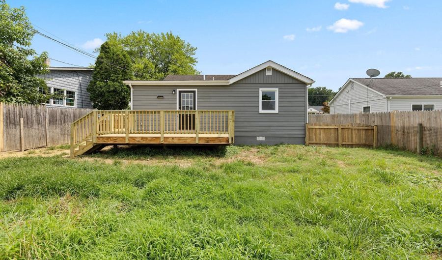 554 COMPASS Rd E, Baltimore, MD 21220 - 3 Beds, 2 Bath