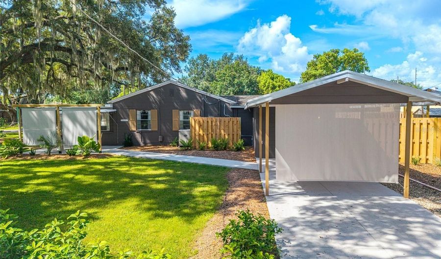 310 RICO Way, Auburndale, FL 33823 - 3 Beds, 2 Bath