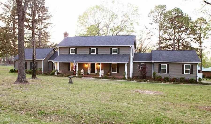 24 Shoemaker Dr, Batesville, AR 72501 - 4 Beds, 4 Bath