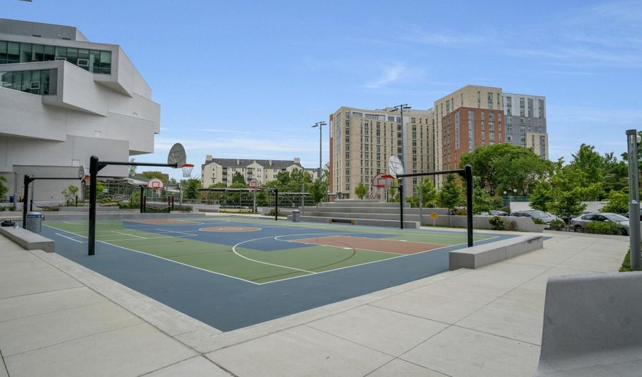 1781 N PIERCE St 1404, Arlington, VA 22209 - 2 Beds, 2 Bath