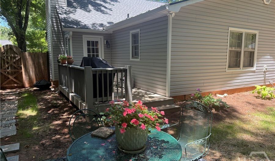 123 Onyx Pl, Athens, GA 30605 - 3 Beds, 2 Bath