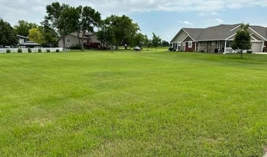1614 Olive Dr, Aberdeen, SD 57401 - 0 Beds, 0 Bath