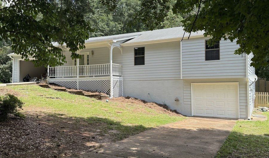276 Appalachee Church, Auburn, GA 30011 - 3 Beds, 4 Bath
