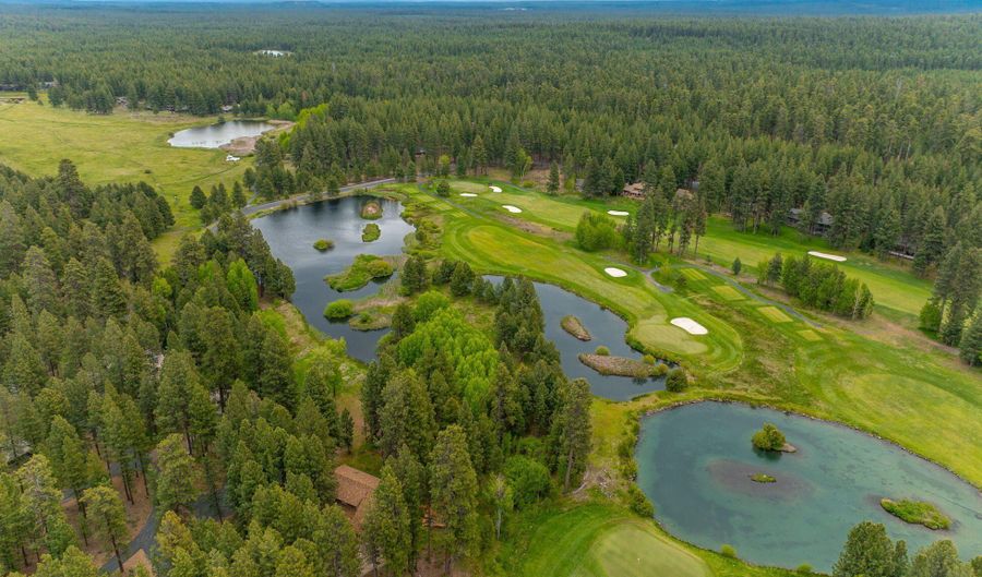 70425 Twistedstock, Black Butte Ranch, OR 97759 - 3 Beds, 3 Bath