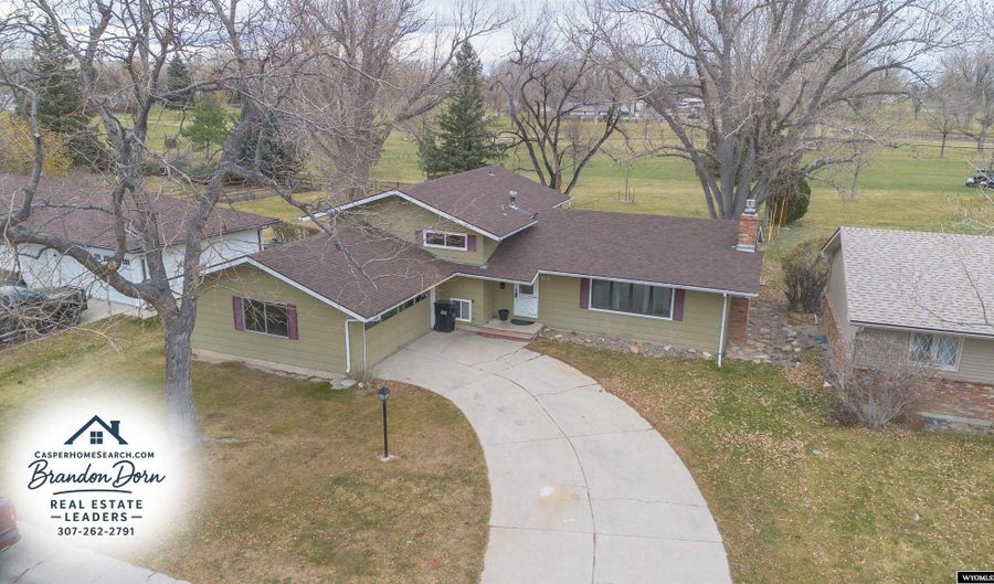 85 Valley, Casper, WY 82604 - 3 Beds, 2 Bath