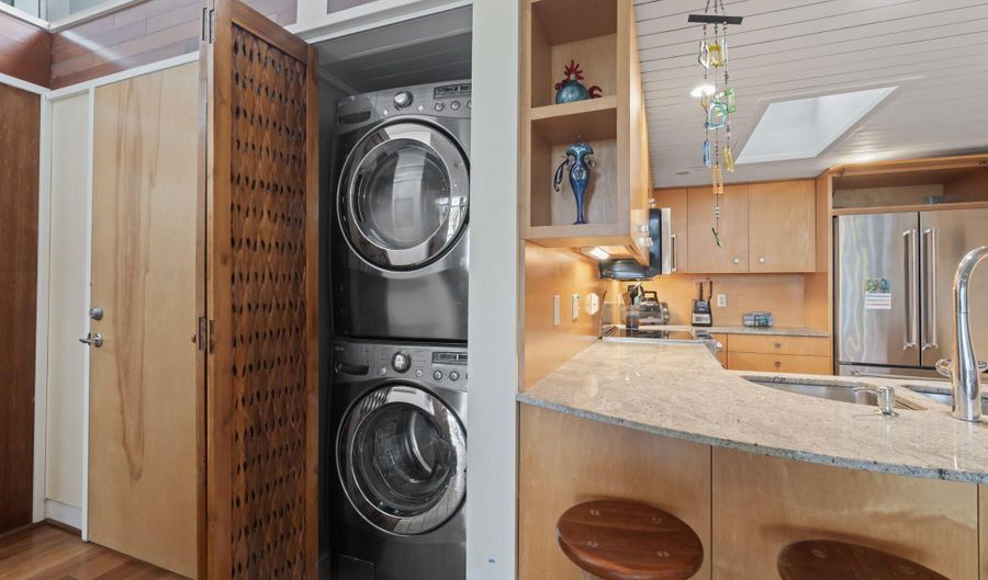 2337 SEMINOLE Rd B, Atlantic Beach, FL 32233 - 2 Beds, 2 Bath