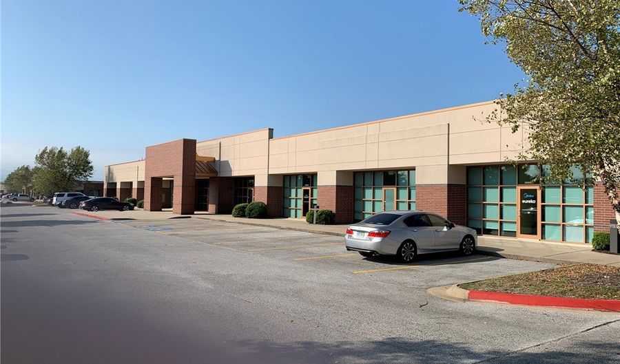 3000 SW Regency Pkwy 16, Bentonville, AR 72712 - 0 Beds, 0 Bath