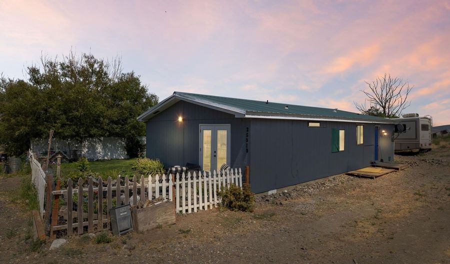 25919 W 251 Pr NW, Benton City, WA 99320 - 3 Beds, 2 Bath