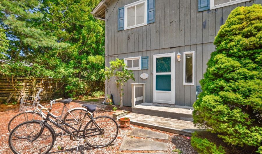 11 Devon Rd, Amagansett, NY 11930 - 3 Beds, 3 Bath