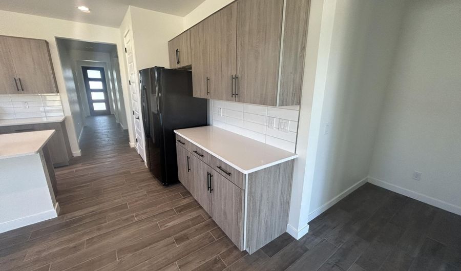 1626 E EVELYN St, Casa Grande, AZ 85122 - 4 Beds, 2 Bath