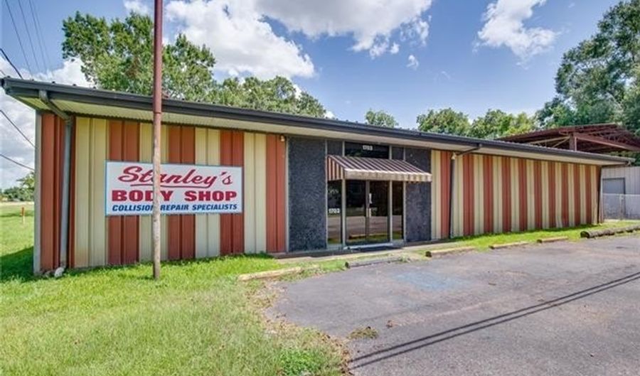 1703 DIXIE St, Alexandria, LA 71303 - 0 Beds, 0 Bath