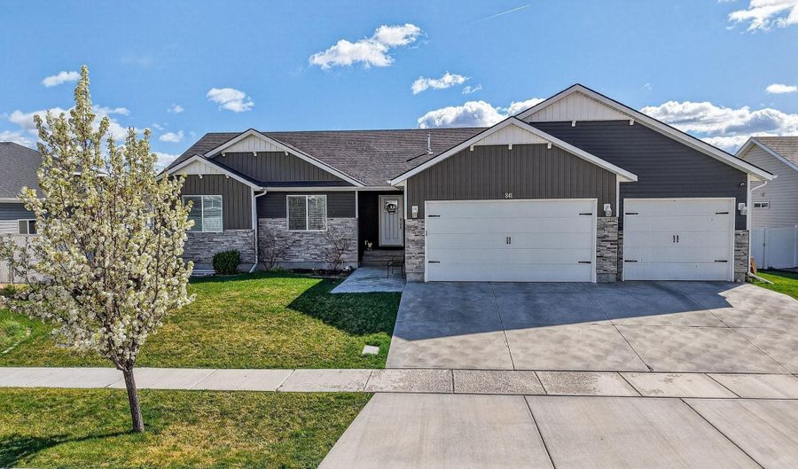 841 Mckay, Chubbuck, ID 83202 - 5 Beds, 3 Bath