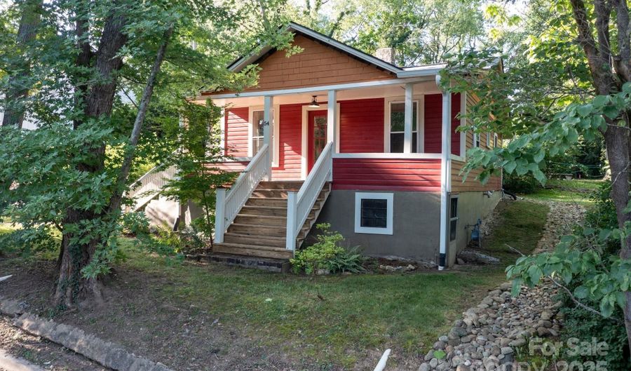 54 Downing St, Asheville, NC 28806 - 2 Beds, 1 Bath