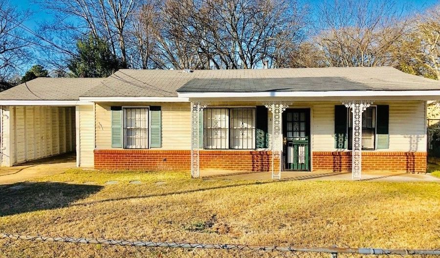 301 E PARK Ave, Montgomery, AL 36110 - 3 Beds, 1 Bath