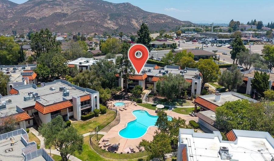 6878 NAVAJO Rd 36, San Diego, CA 92119 - 1 Beds, 1 Bath