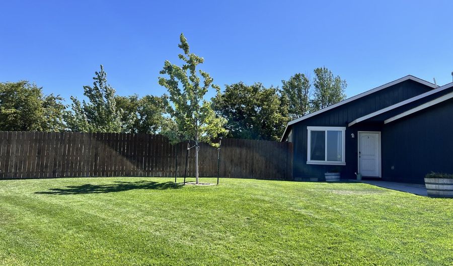 148 SW Falcon Ct, Boardman, OR 97818 - 3 Beds, 2 Bath
