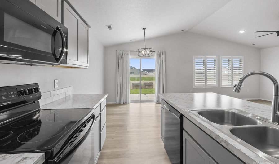 19545 Newell Way, Caldwell, ID 83605 - 3 Beds, 2 Bath