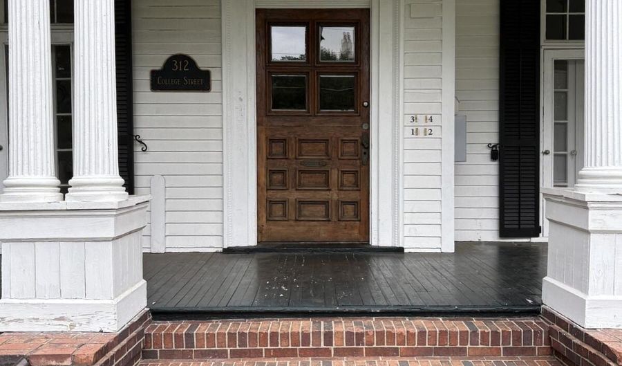 312 College St 3, Macon, GA 31201 - 2 Beds, 2 Bath