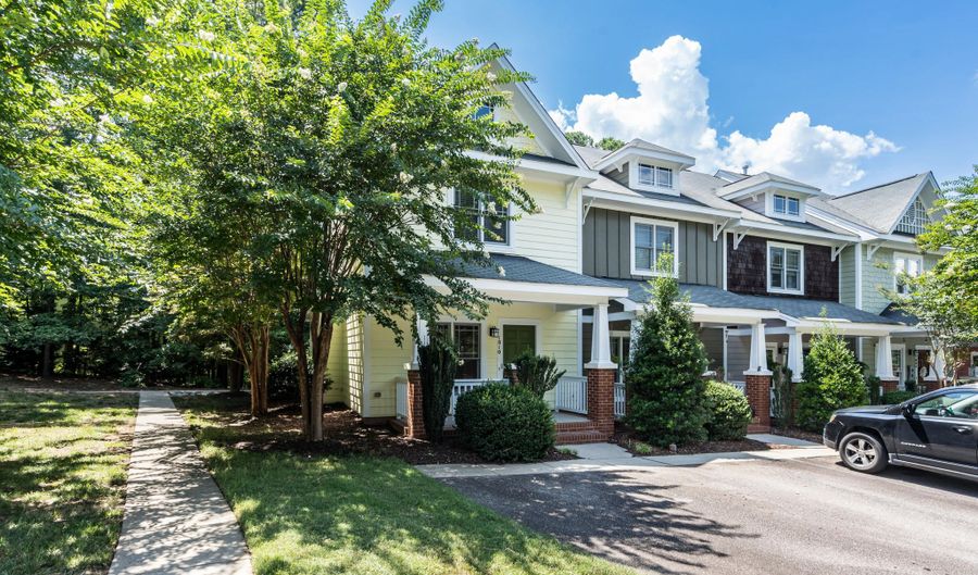 1010 Mica Lamp Ct, Apex, NC 27502 - 2 Beds, 3 Bath