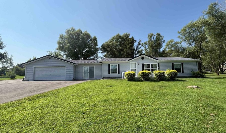 4511 W 300 S, Albion, IN 46701 - 3 Beds, 2 Bath