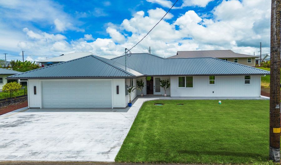 5041 POKE St, Hilo, HI 96720 - 3 Beds, 3 Bath