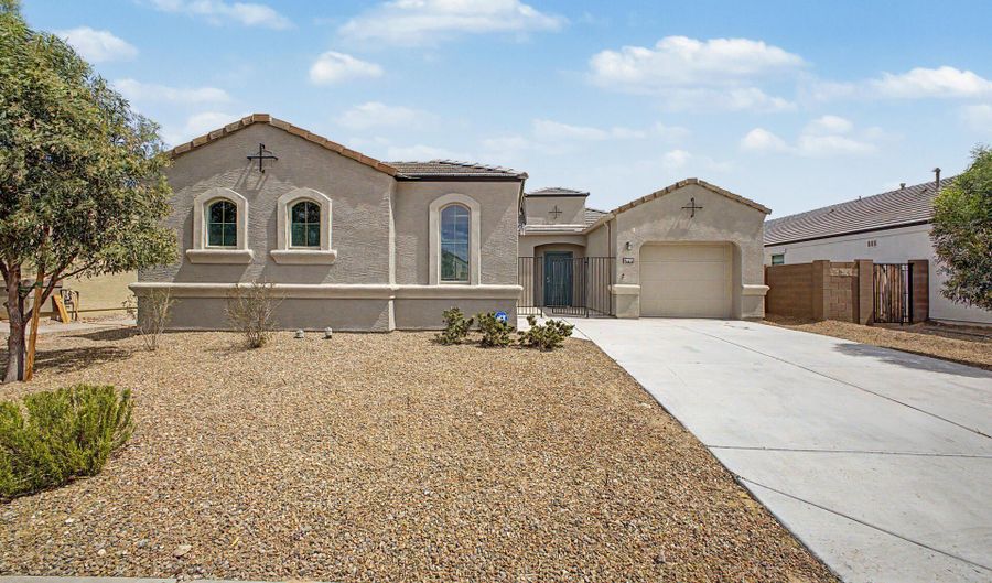 29981 W Earll Dr, Buckeye, AZ 85396 - 3 Beds, 2 Bath