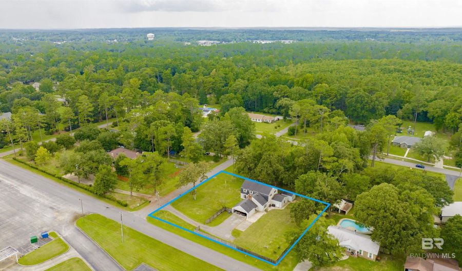 200 W 13th St, Bay Minette, AL 36507 - 4 Beds, 3 Bath