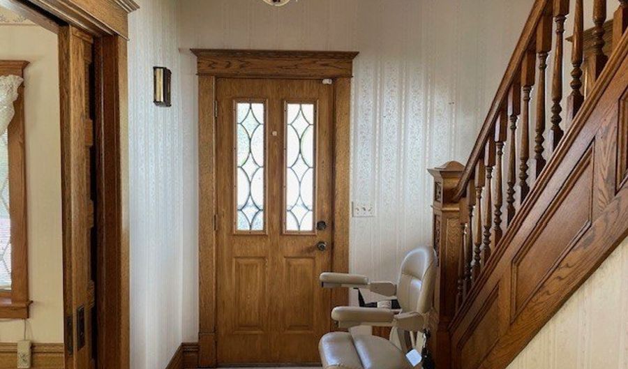 15 THORNTON Ave, Albion, PA 16401 - 3 Beds, 2 Bath