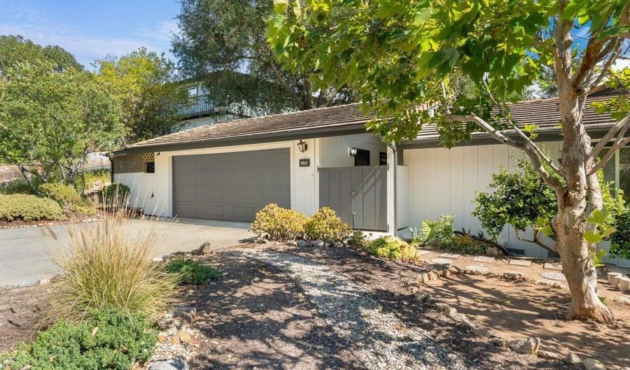 9817 Sage Hl, Escondido, CA 92026 - 3 Beds, 2 Bath