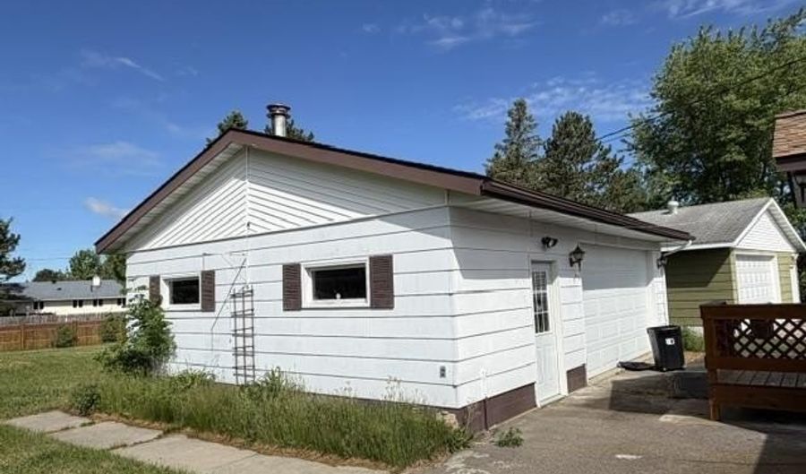 47 Birch Blvd, Babbitt, MN 55706 - 3 Beds, 2 Bath