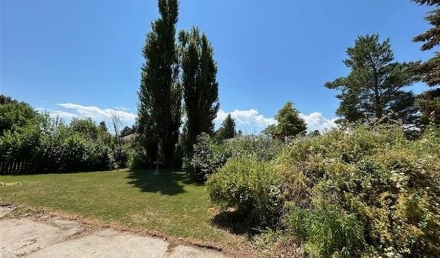 1024 Red Butte Ave, Cody, WY 82414 - 4 Beds, 0 Bath