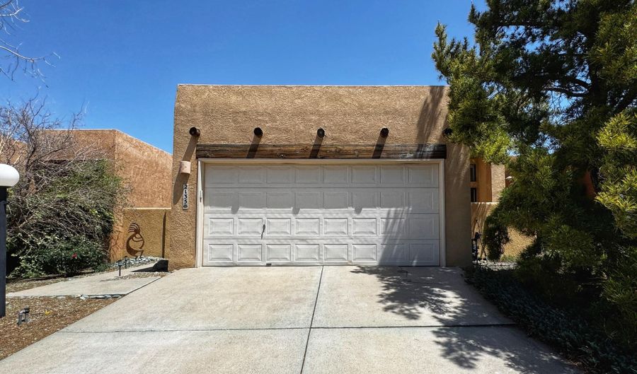 2135 Coyote Willow Ave NE, Albuquerque, NM 87122 - 3 Beds, 2 Bath