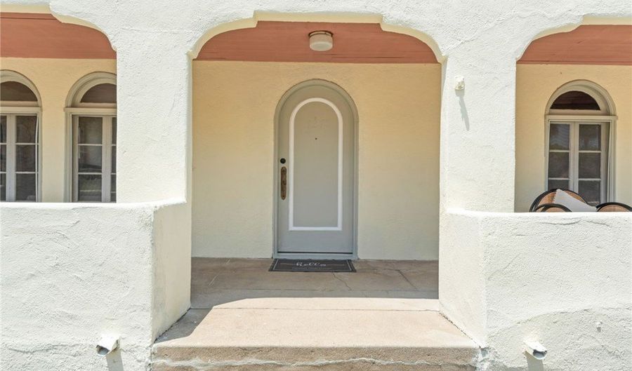 127 Westmont Dr, Alhambra, CA 91801 - 3 Beds, 2 Bath