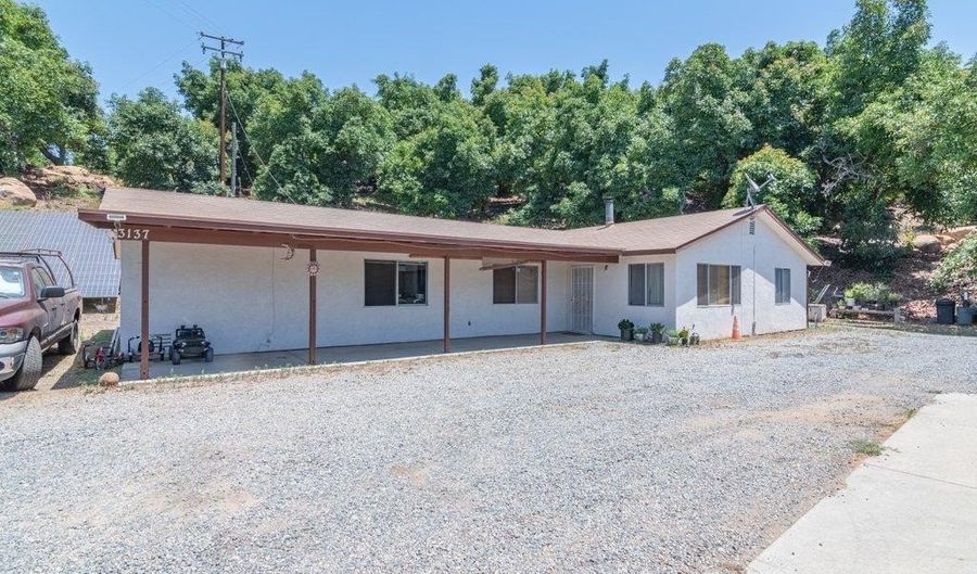 3135 E Valley Pkwy, Escondido, CA 92027 - 0 Beds, 0 Bath