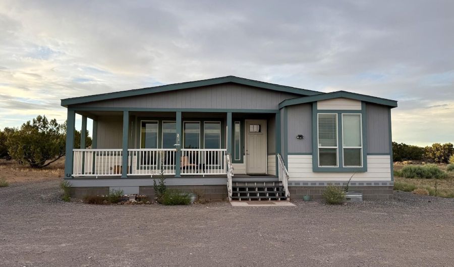 10 CR N 7341, Chambers, AZ 86502 - 4 Beds, 3 Bath