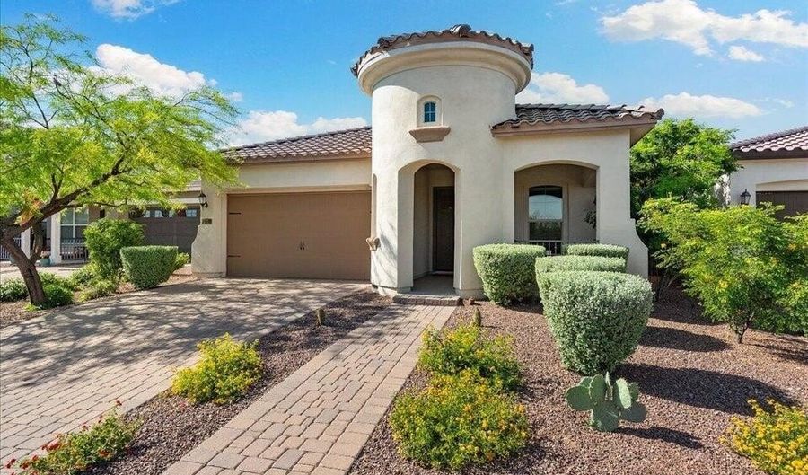 20480 W POINT RIDGE Rd, Buckeye, AZ 85396 - 3 Beds, 2 Bath