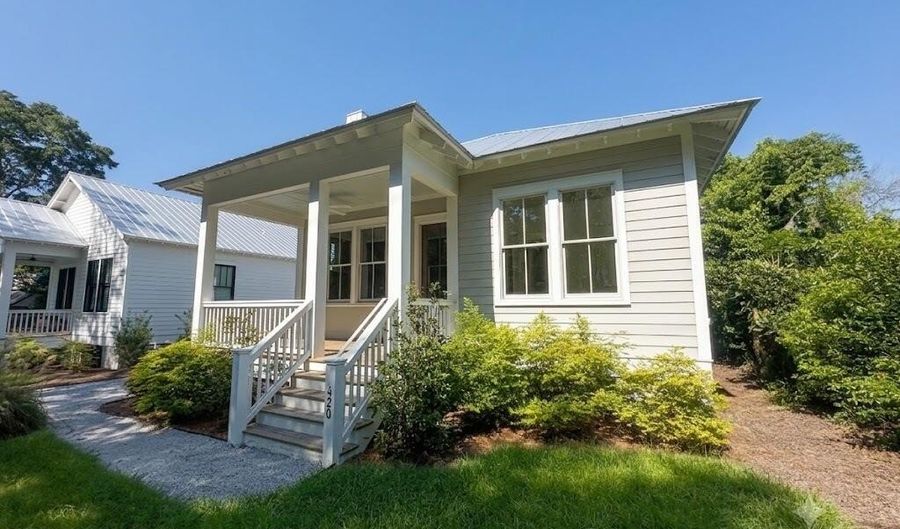 420 Waight St, Beaufort, SC 29902 - 2 Beds, 2 Bath