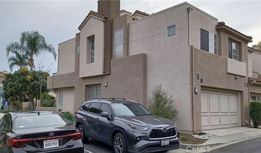 13 Mariah, Aliso Viejo, CA 92656 - 3 Beds, 3 Bath