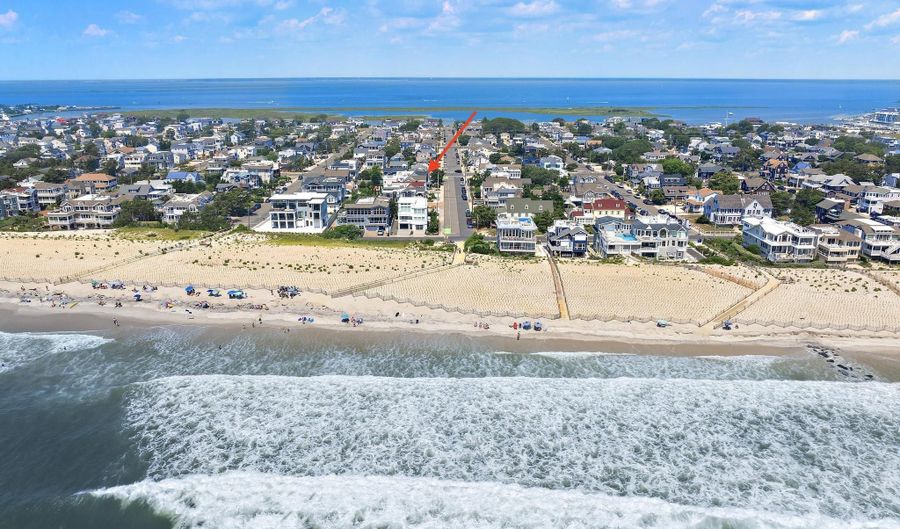 118 DOLPHIN Ave, Beach Haven, NJ 08008 - 5 Beds, 5 Bath