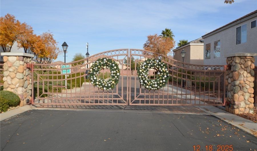 6175 Tillman Crest Ave, Las Vegas, NV 89139 - 3 Beds, 3 Bath