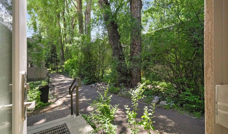 814 W Bleeker St B2, Aspen, CO 81611 - 3 Beds, 2 Bath