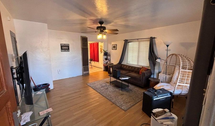 825 Palomas Dr SE, Albuquerque, NM 87108 - 3 Beds, 2 Bath