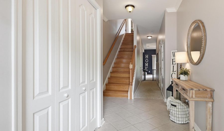 121 PUMPKIN PATCH Ln, Hockessin, DE 19707 - 3 Beds, 4 Bath