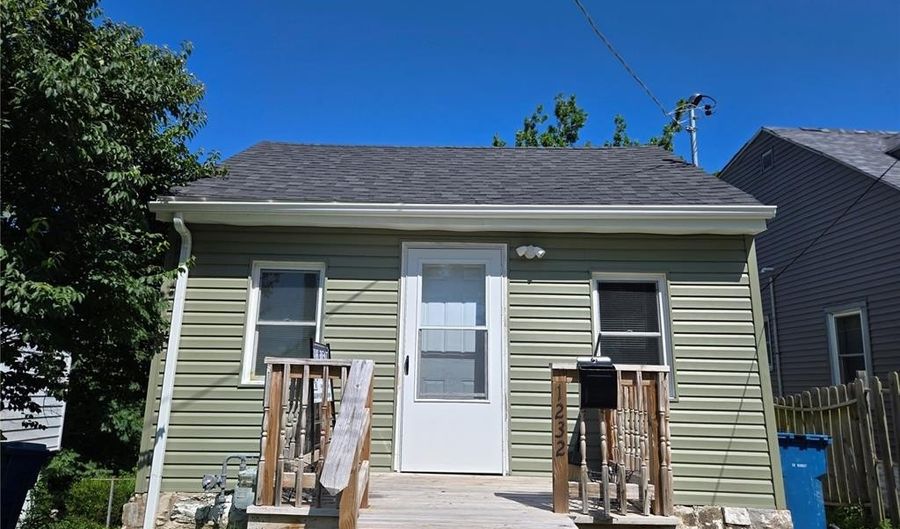 1232 Rodemeyer St, Alton, IL 62002 - 1 Beds, 1 Bath