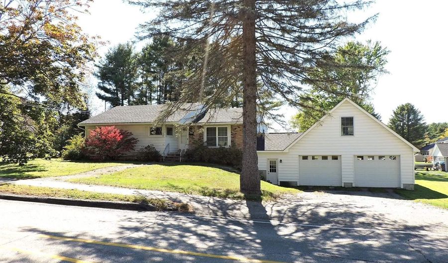82 Townsend Rd, Augusta, ME 04330 - 4 Beds, 2 Bath