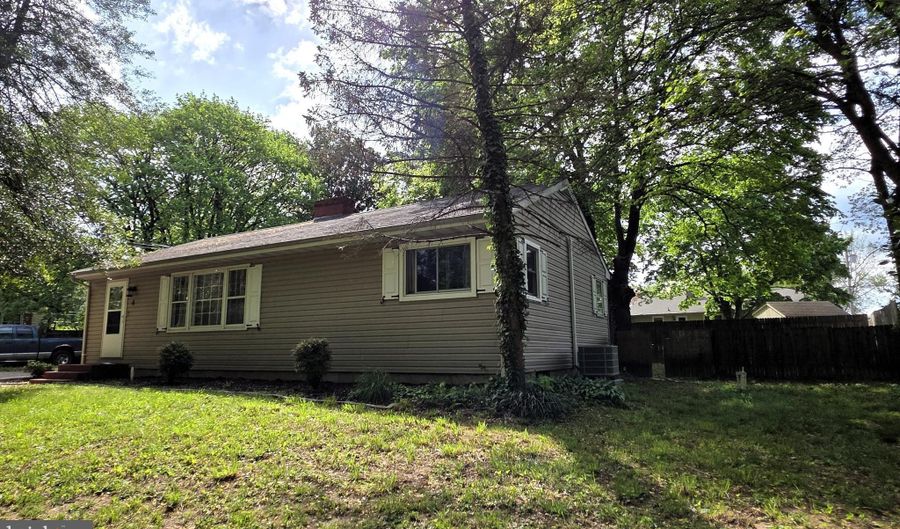 4 CAROLEE Dr, Dover, DE 19901 - 3 Beds, 1 Bath